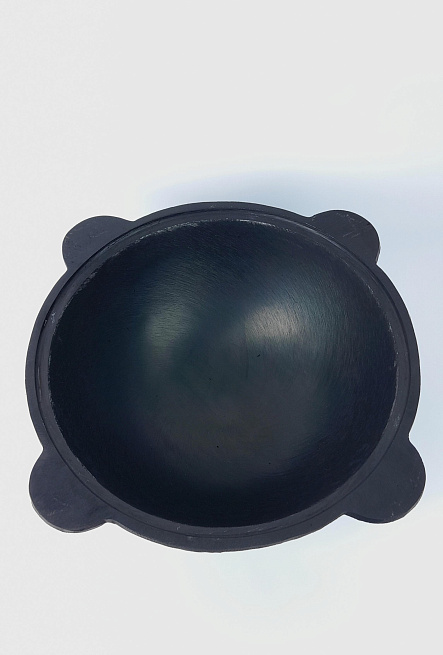 Казан чугунный на 10 литров с крышкой и плоским дном