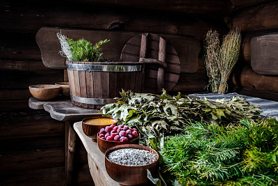 Зеленая магия бани: Исцеление и релаксация с помощью трав